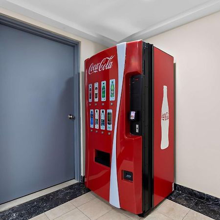 Surestay Plus By Best Western ווינדזור מראה חיצוני תמונה