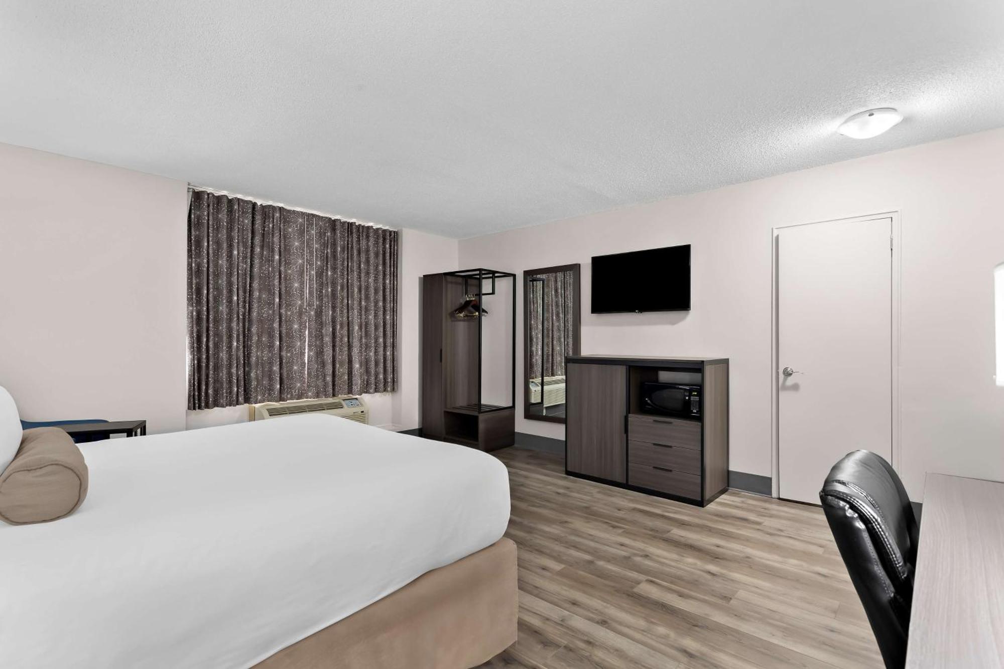 Surestay Plus By Best Western ווינדזור מראה חיצוני תמונה