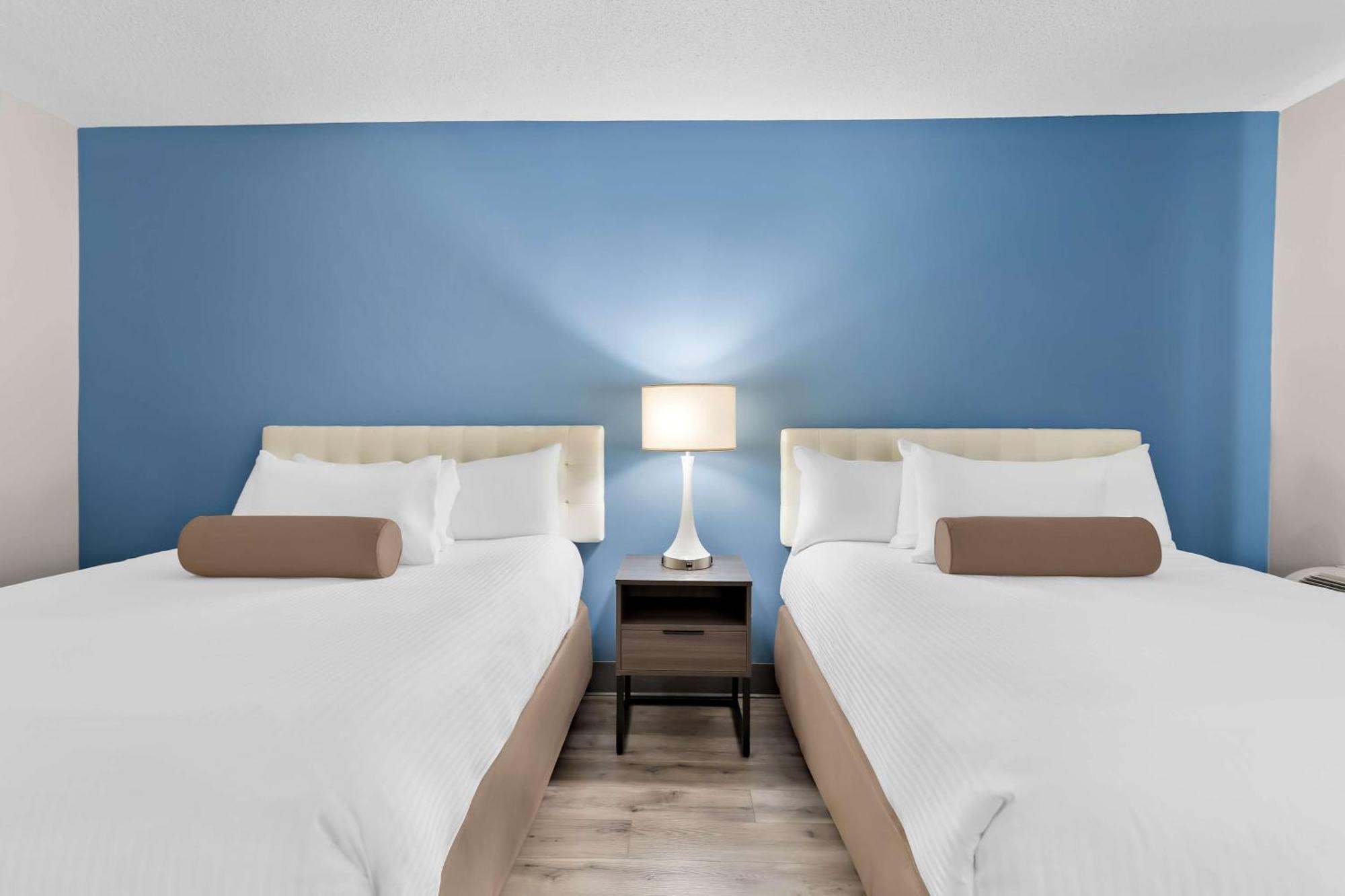 Surestay Plus By Best Western ווינדזור מראה חיצוני תמונה